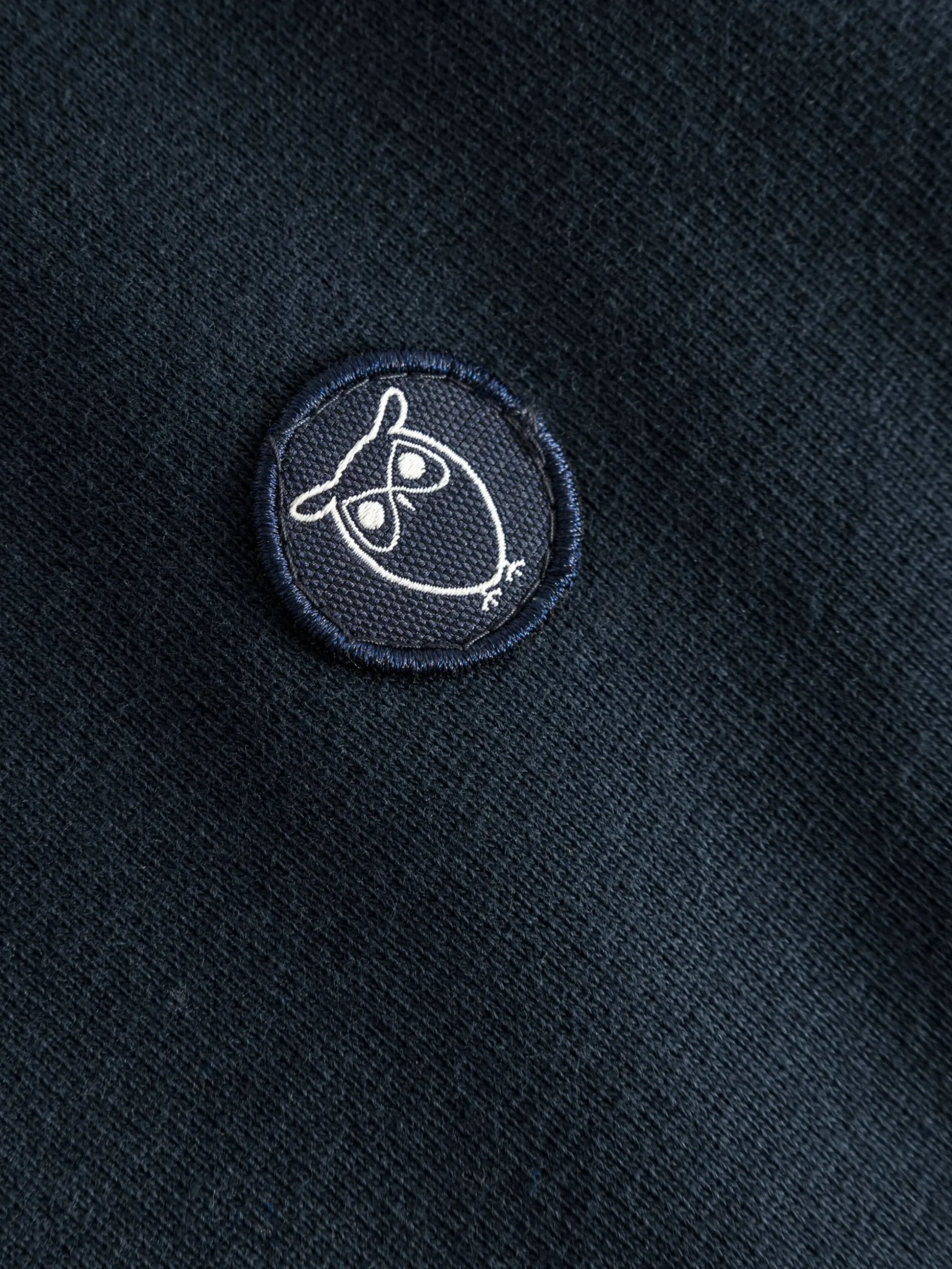 KnowledgeCotton Apparel Owl Badge collegepaita